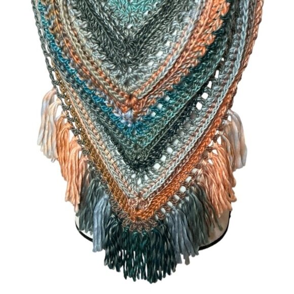Handcrafted Crochet Cowl Neck Scarf With Fringe New Handmade by Seller Knit - Picture 6 of 16